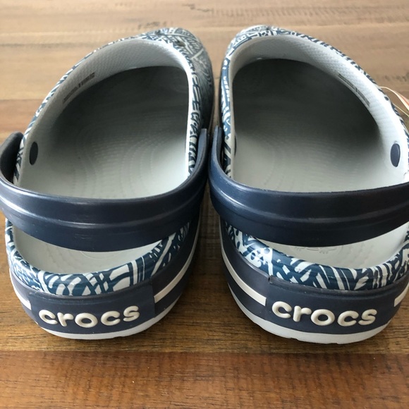 Crocs Men’s Crocband Graphic Clog - NEW - Picture 4 of 6
